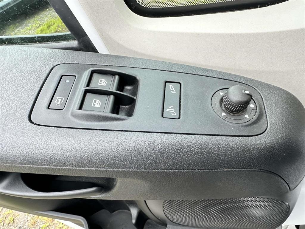 used 2021 Ram ProMaster 2500 car, priced at $25,299