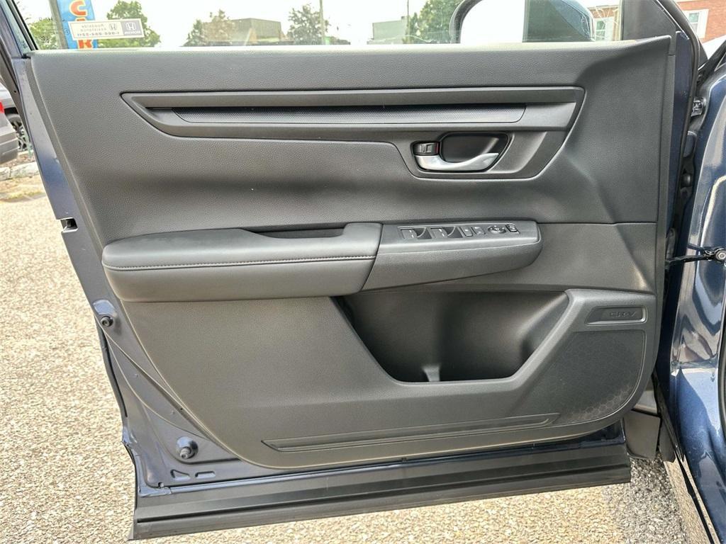 used 2023 Honda CR-V car, priced at $26,318