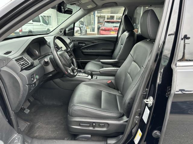 used 2021 Honda Pilot car, priced at $26,794