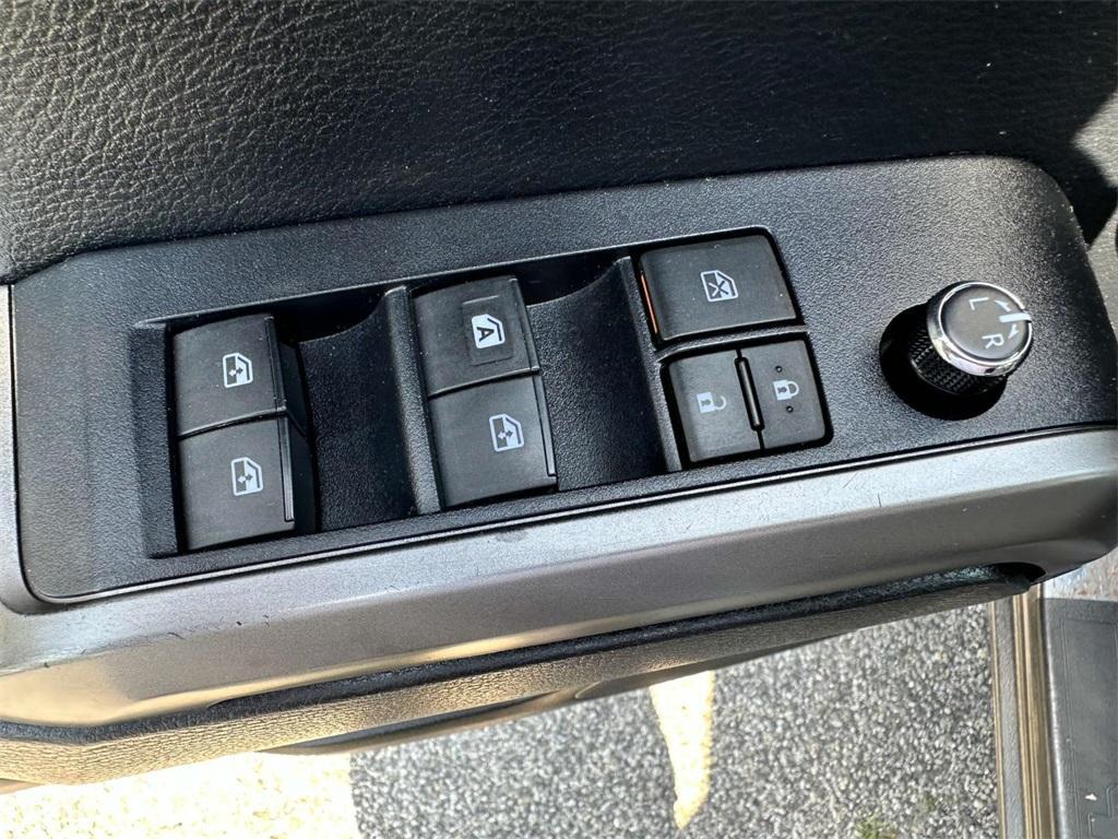 used 2016 Toyota Tacoma car, priced at $23,731