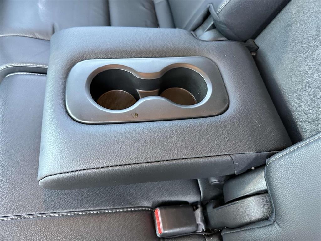 used 2022 Honda Pilot car, priced at $29,627