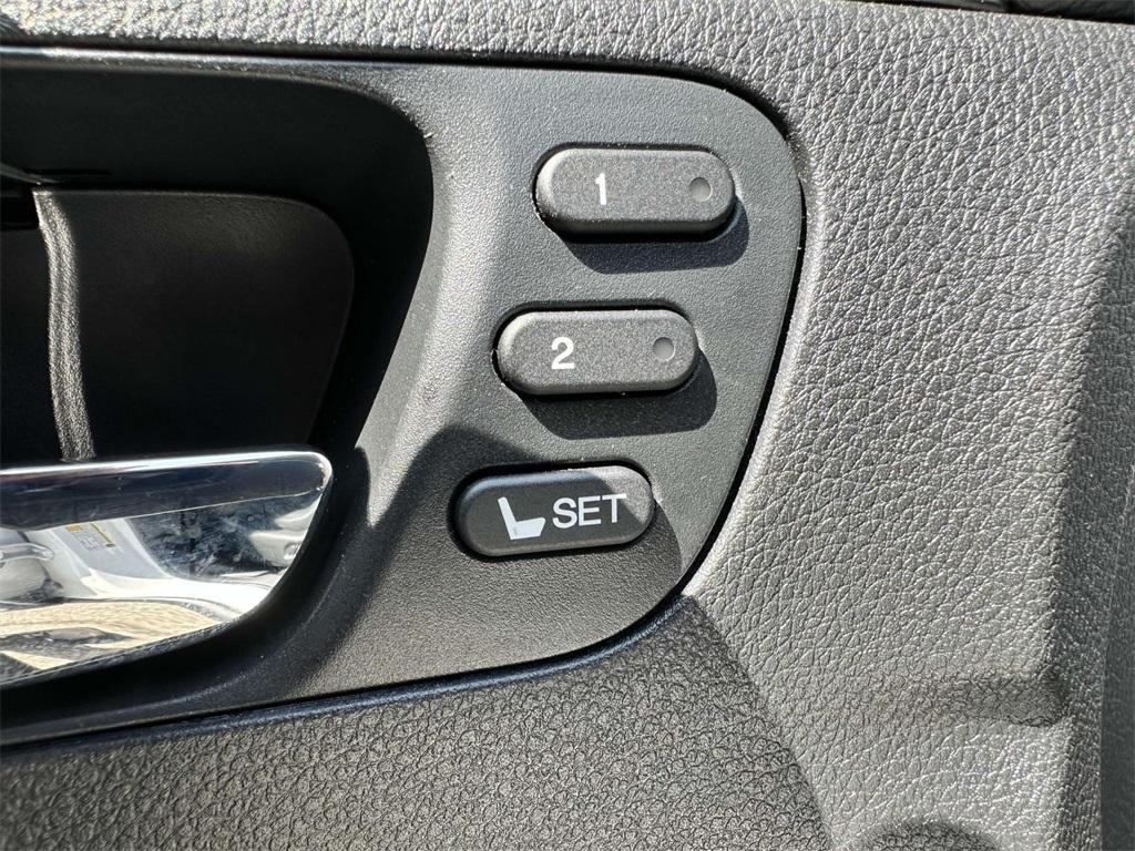 used 2022 Honda Pilot car, priced at $29,627