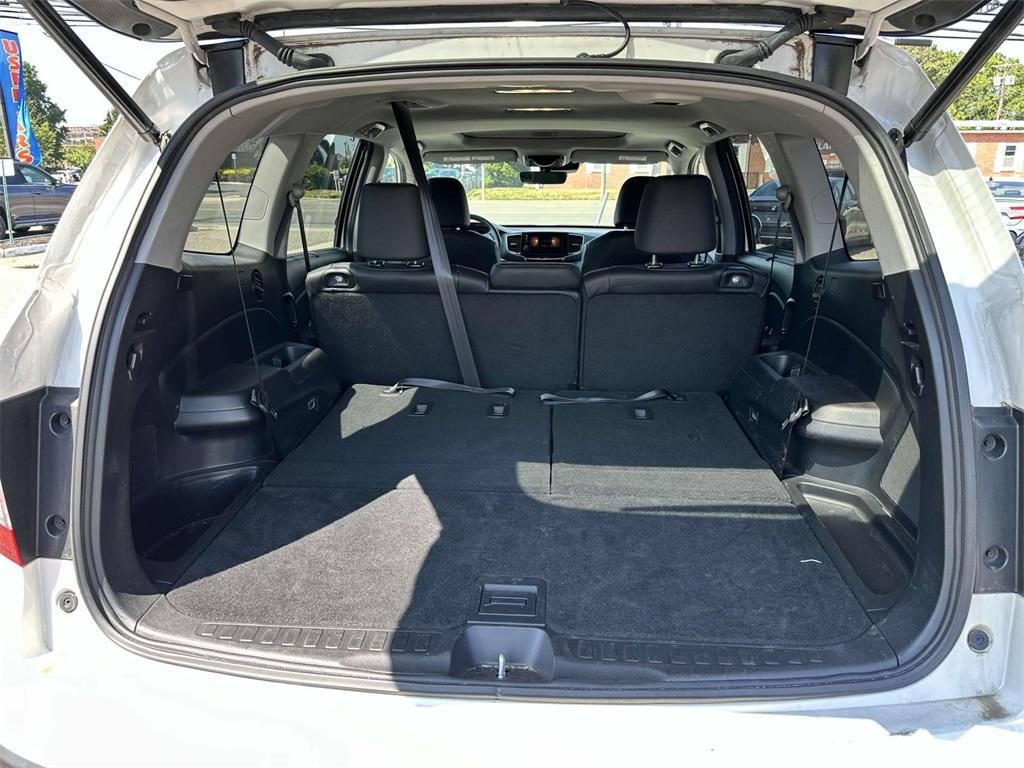 used 2022 Honda Pilot car, priced at $29,627