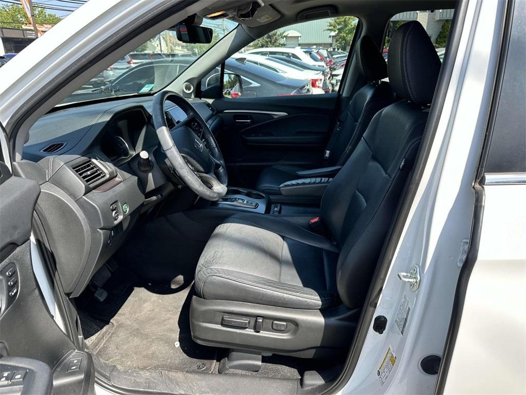 used 2022 Honda Pilot car, priced at $29,627