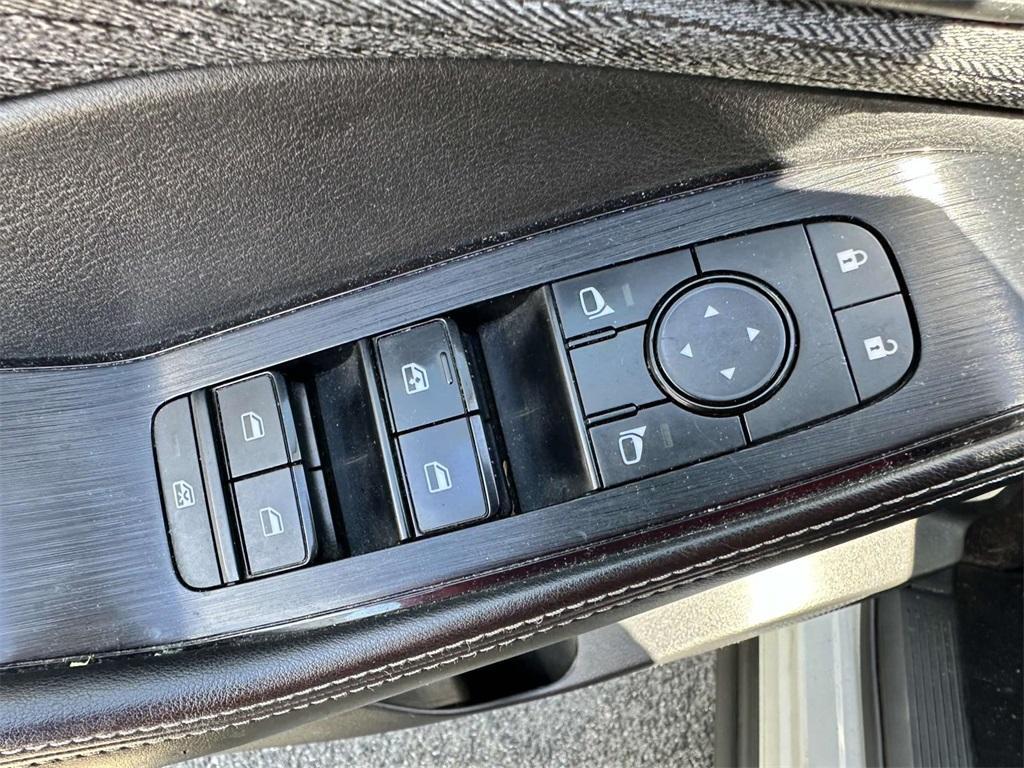 used 2021 Nissan Rogue car, priced at $21,986