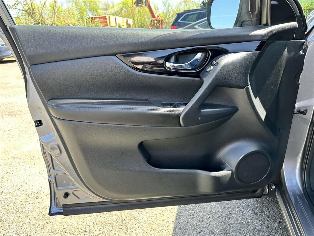 used 2022 Nissan Rogue Sport car, priced at $19,000