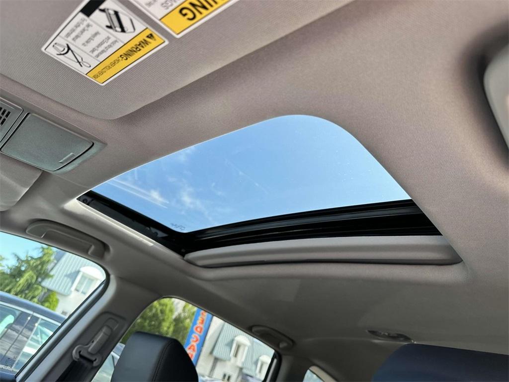 used 2022 Honda CR-V car, priced at $27,291