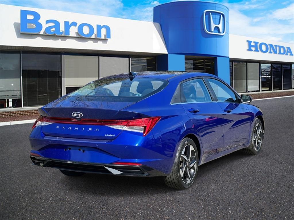 used 2023 Hyundai Elantra car, priced at $18,556