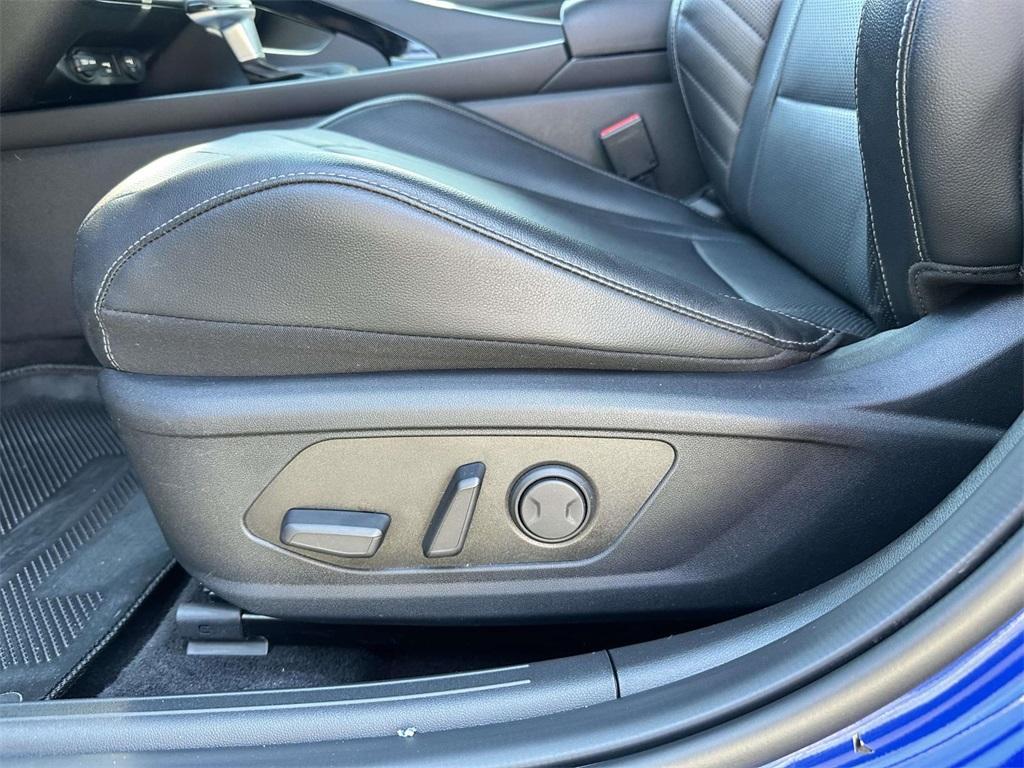 used 2023 Hyundai Elantra car, priced at $18,556