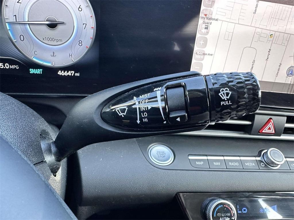 used 2023 Hyundai Elantra car, priced at $18,556