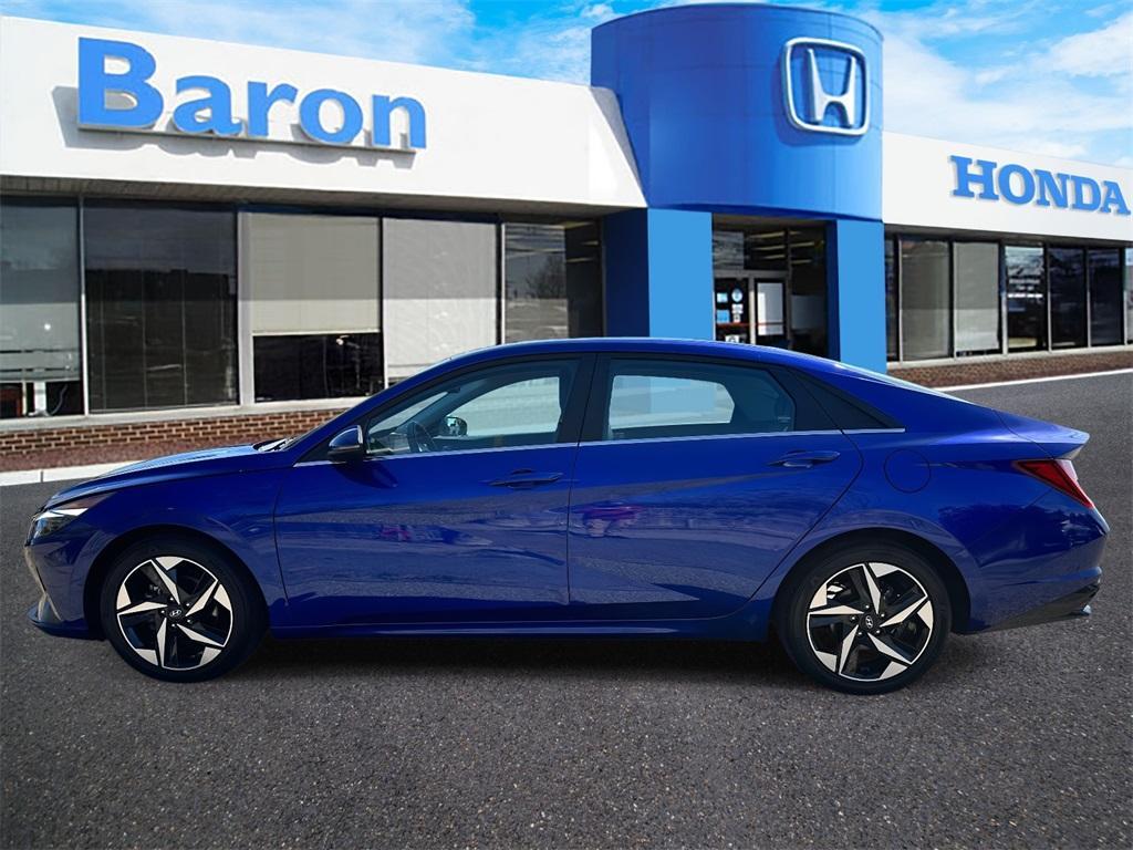 used 2023 Hyundai Elantra car, priced at $18,556