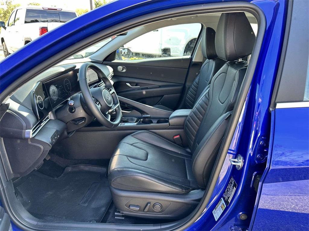 used 2023 Hyundai Elantra car, priced at $18,556