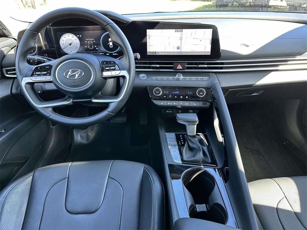 used 2023 Hyundai Elantra car, priced at $18,556