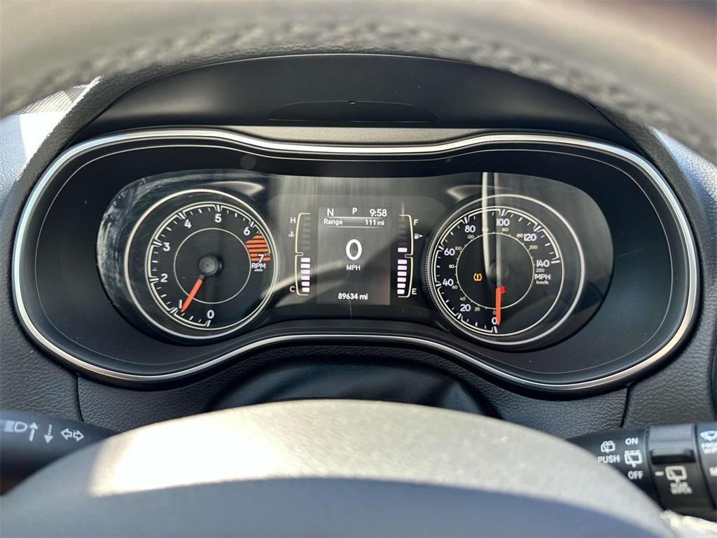 used 2019 Jeep Cherokee car, priced at $12,995