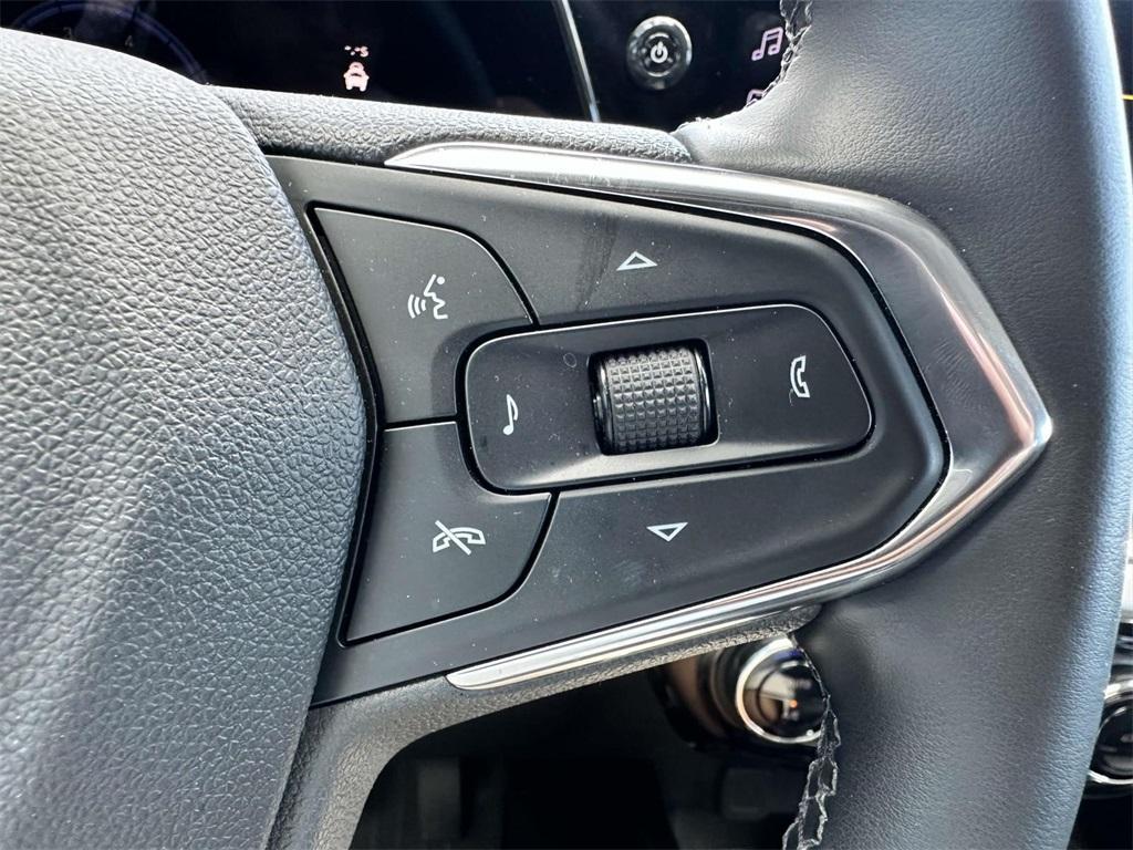 used 2024 Chevrolet Trax car, priced at $20,580