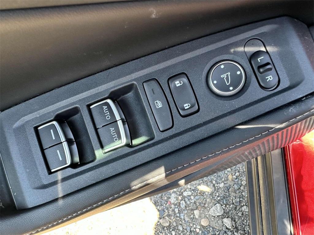 used 2023 Honda Accord Hybrid car, priced at $25,532
