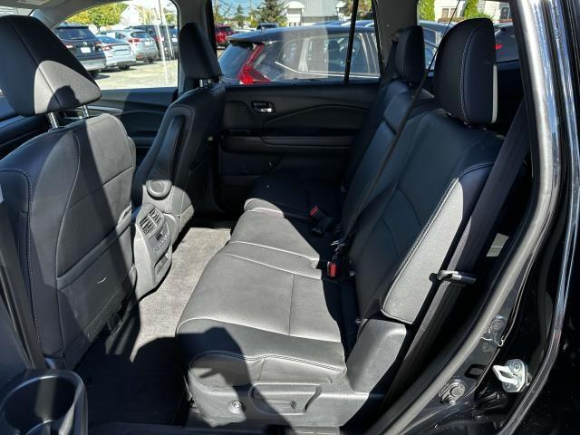 used 2021 Honda Pilot car, priced at $28,995