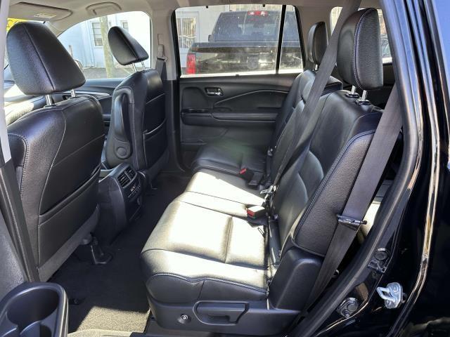 used 2022 Honda Pilot car, priced at $29,906