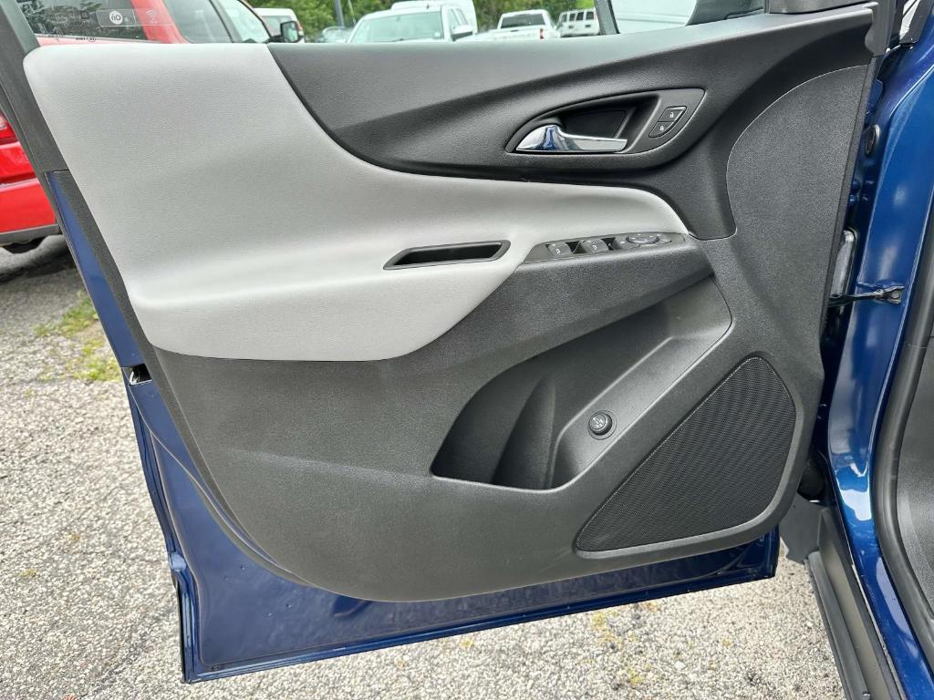 used 2022 Chevrolet Equinox car, priced at $19,220
