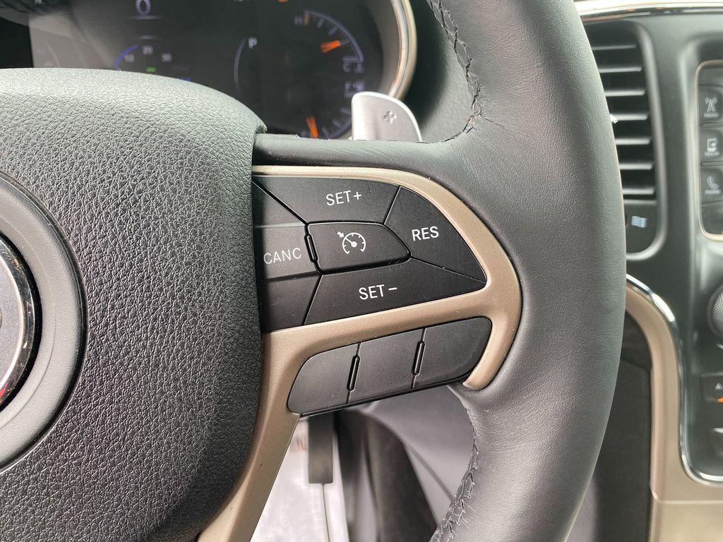 used 2014 Jeep Grand Cherokee car, priced at $13,499