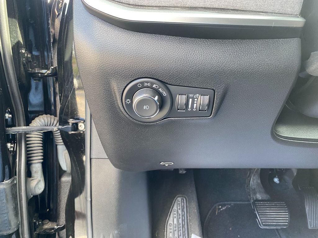 used 2022 Jeep Compass car, priced at $23,933