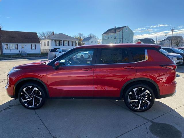 new 2024 Mitsubishi Outlander car, priced at $38,015