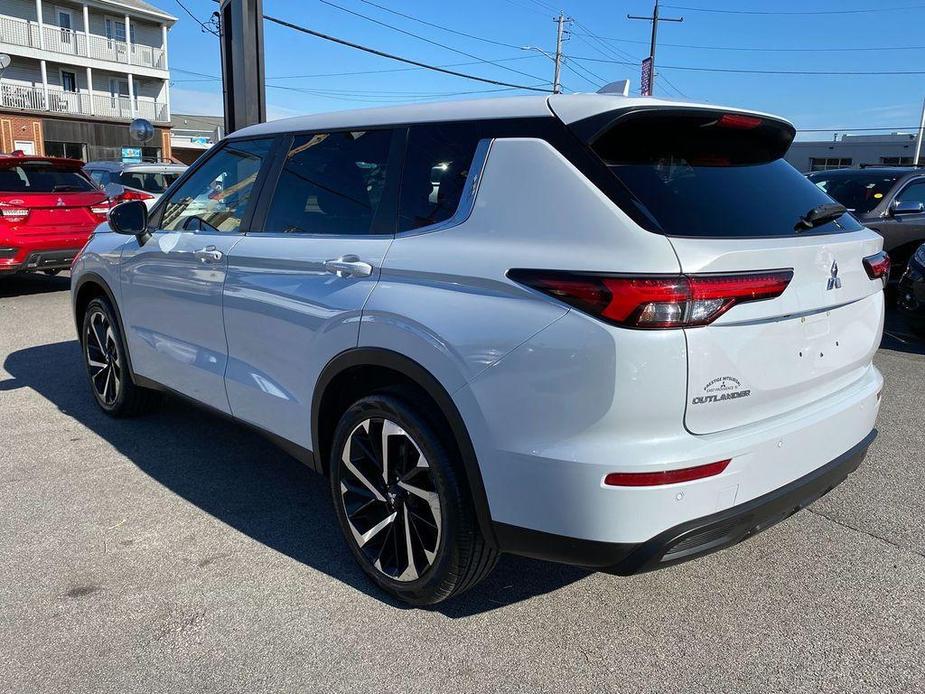 used 2022 Mitsubishi Outlander car, priced at $24,996