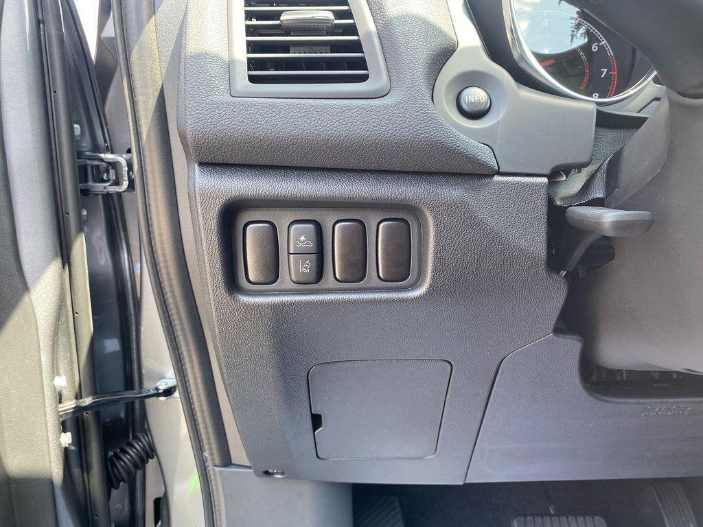 new 2025 Mitsubishi Outlander Sport car, priced at $31,853