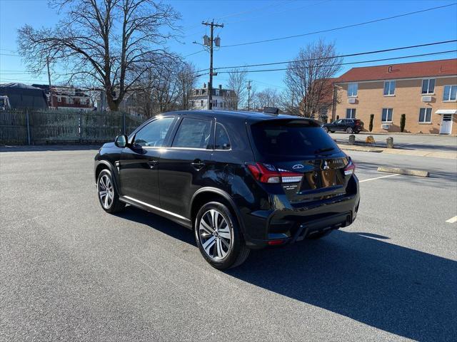 new 2024 Mitsubishi Outlander Sport car, priced at $27,068