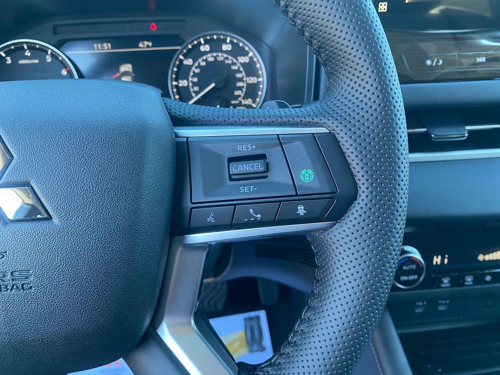 new 2025 Mitsubishi Outlander car, priced at $38,488