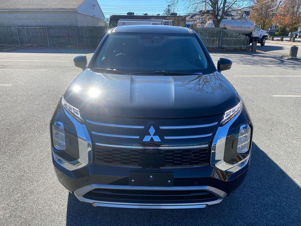 new 2025 Mitsubishi Outlander car, priced at $38,488
