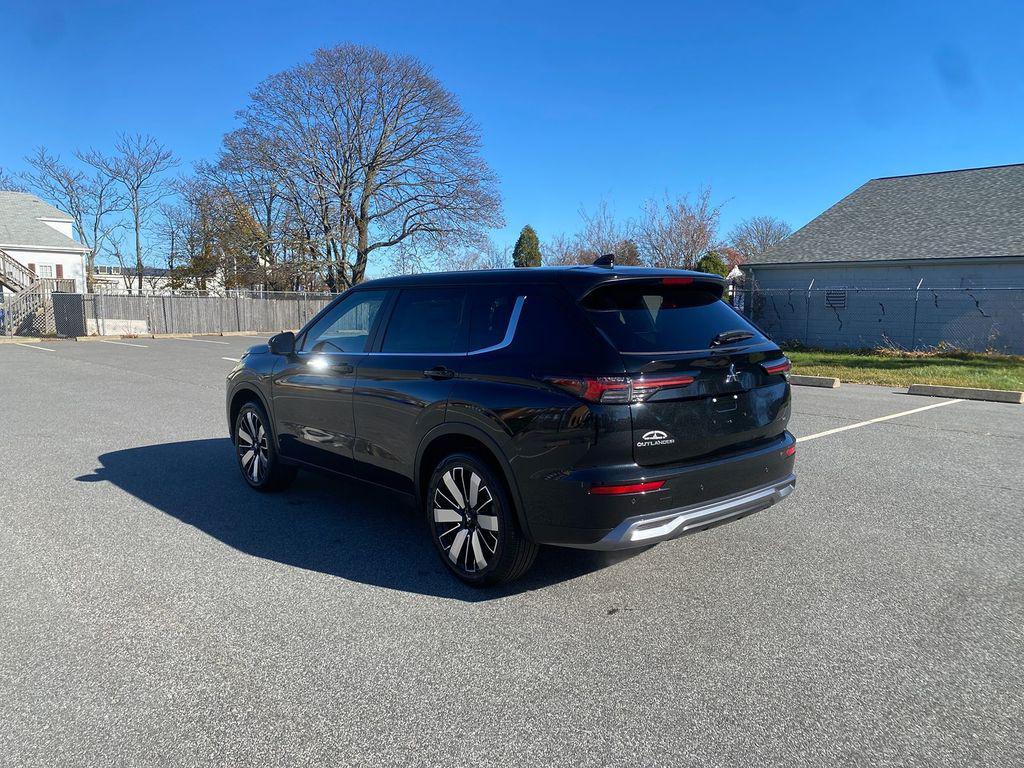new 2025 Mitsubishi Outlander car, priced at $38,488