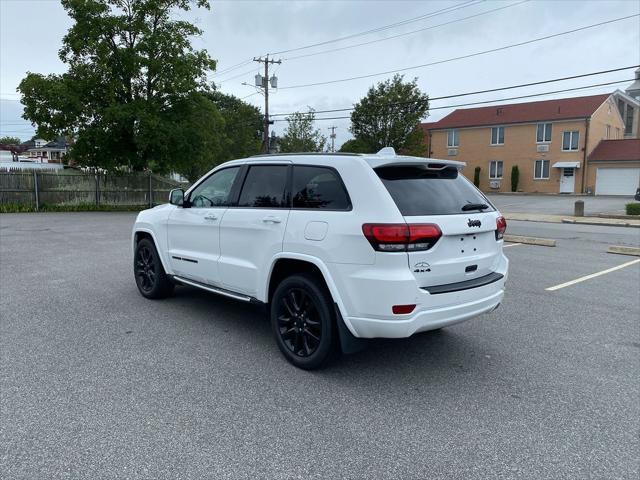 used 2017 Jeep Grand Cherokee car, priced at $17,995
