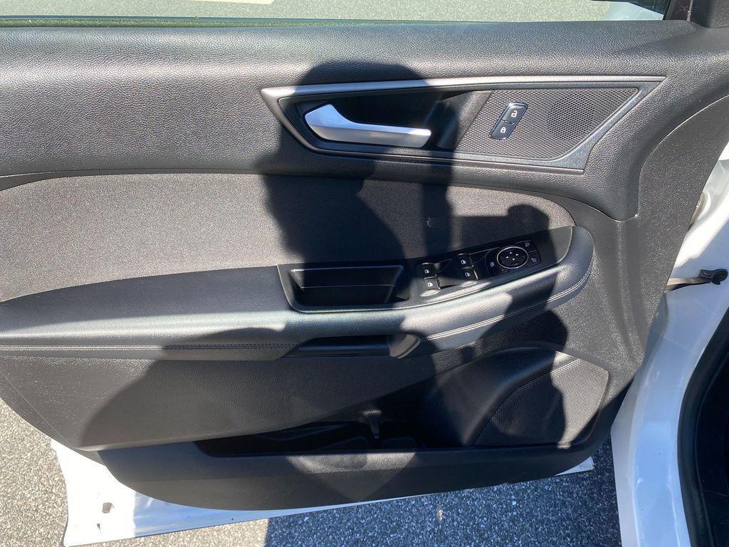 used 2018 Ford Edge car, priced at $12,999