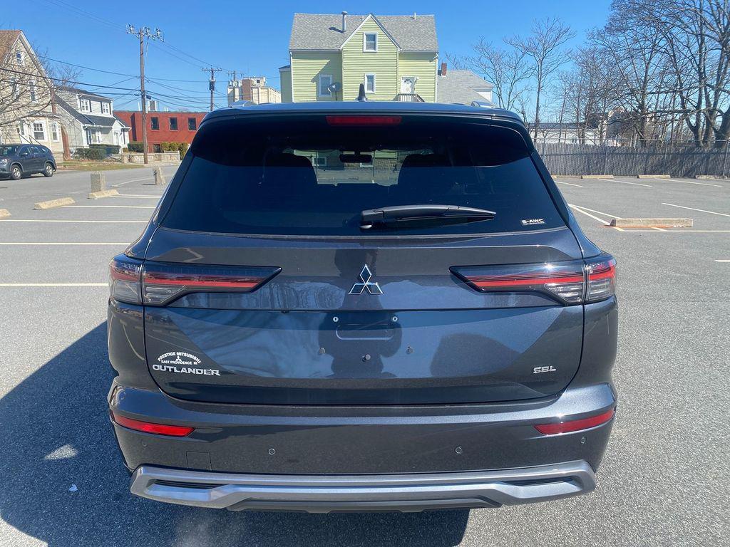 new 2025 Mitsubishi Outlander car, priced at $41,288