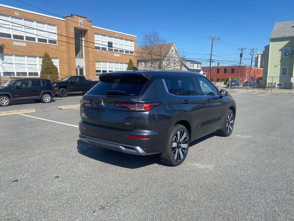 new 2025 Mitsubishi Outlander car, priced at $41,288