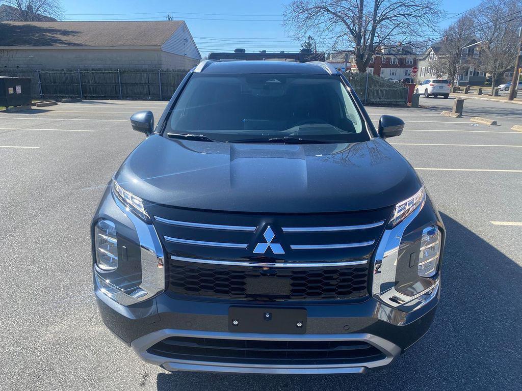 new 2025 Mitsubishi Outlander car, priced at $41,288