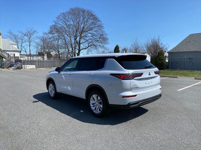 new 2025 Mitsubishi Outlander car, priced at $34,048