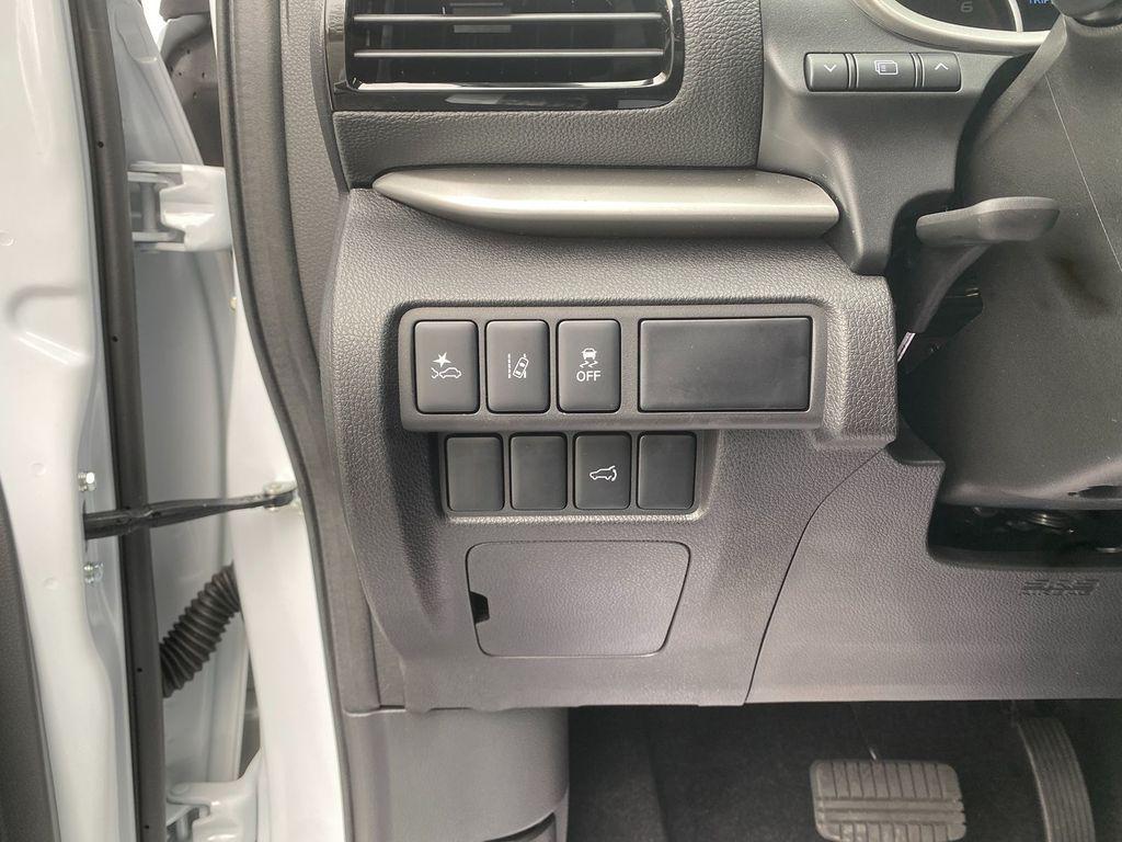 new 2026 Mitsubishi Eclipse Cross car, priced at $34,096