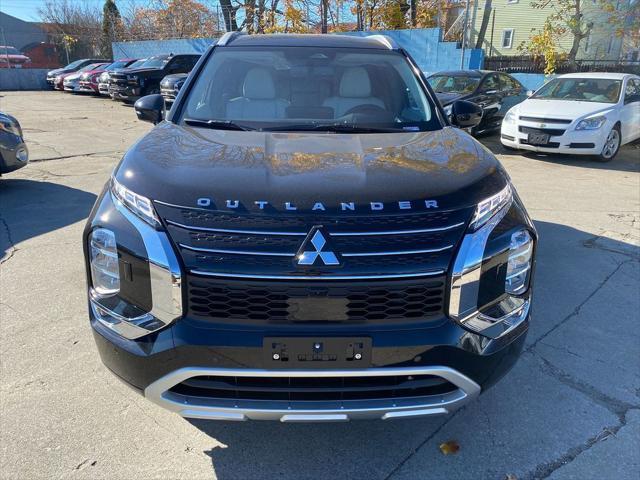 new 2024 Mitsubishi Outlander car, priced at $40,878