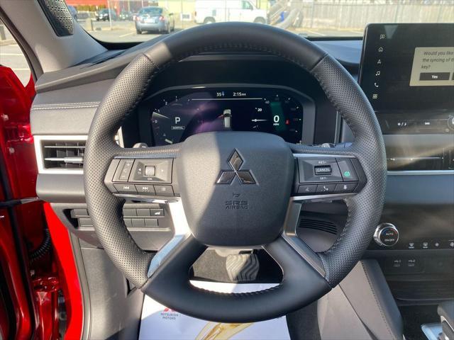 new 2025 Mitsubishi Outlander car, priced at $40,233