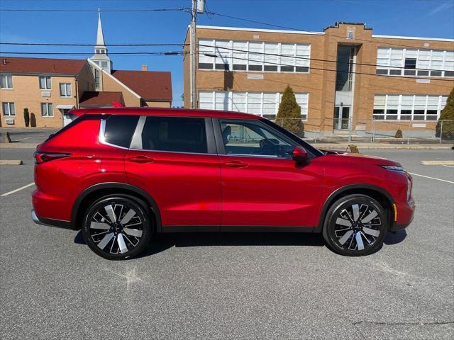 new 2025 Mitsubishi Outlander car, priced at $40,068