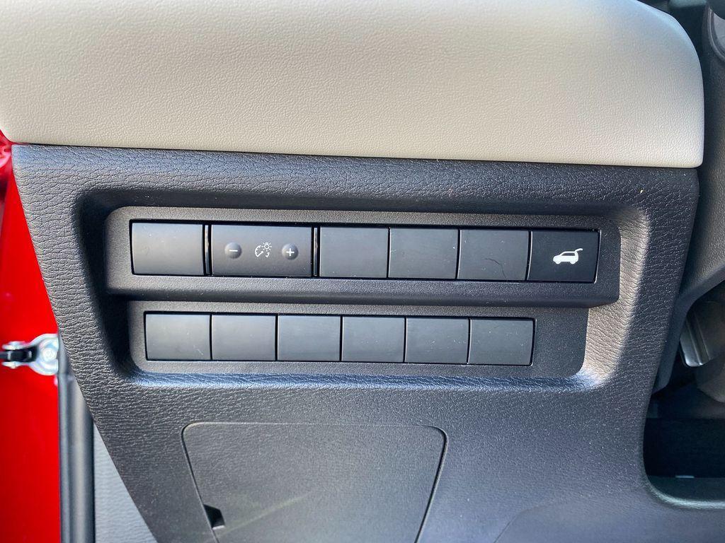 new 2025 Mitsubishi Outlander car, priced at $40,068