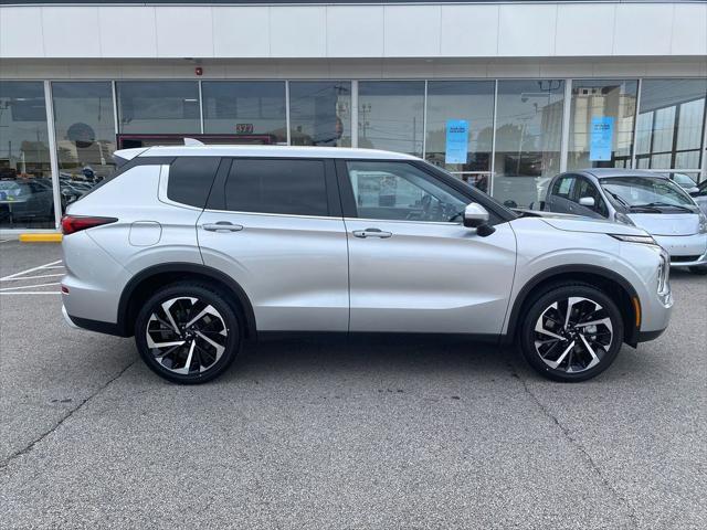 new 2024 Mitsubishi Outlander car, priced at $37,478