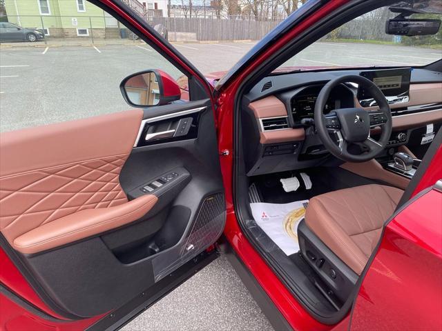new 2025 Mitsubishi Outlander car, priced at $45,738