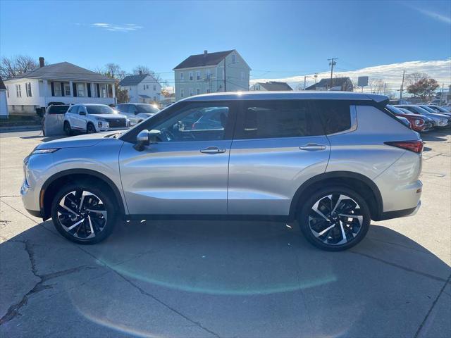 new 2024 Mitsubishi Outlander car, priced at $35,403