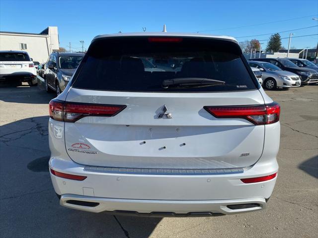 new 2024 Mitsubishi Outlander car, priced at $35,623