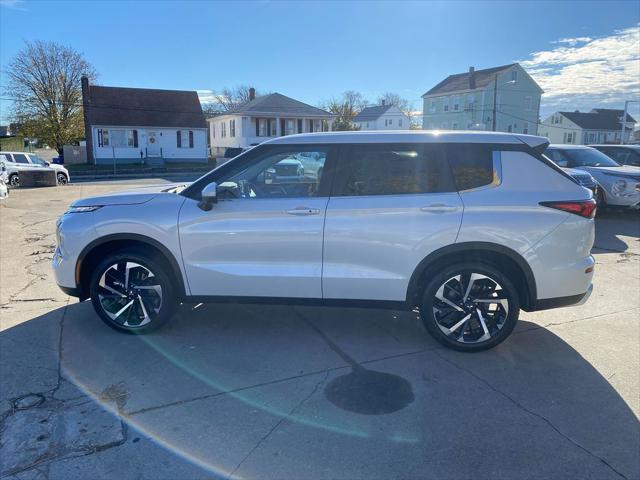 new 2024 Mitsubishi Outlander car, priced at $35,623