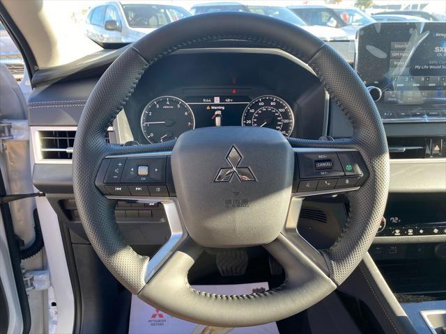 new 2024 Mitsubishi Outlander car, priced at $35,623