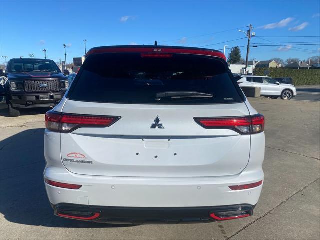 new 2024 Mitsubishi Outlander car, priced at $37,808